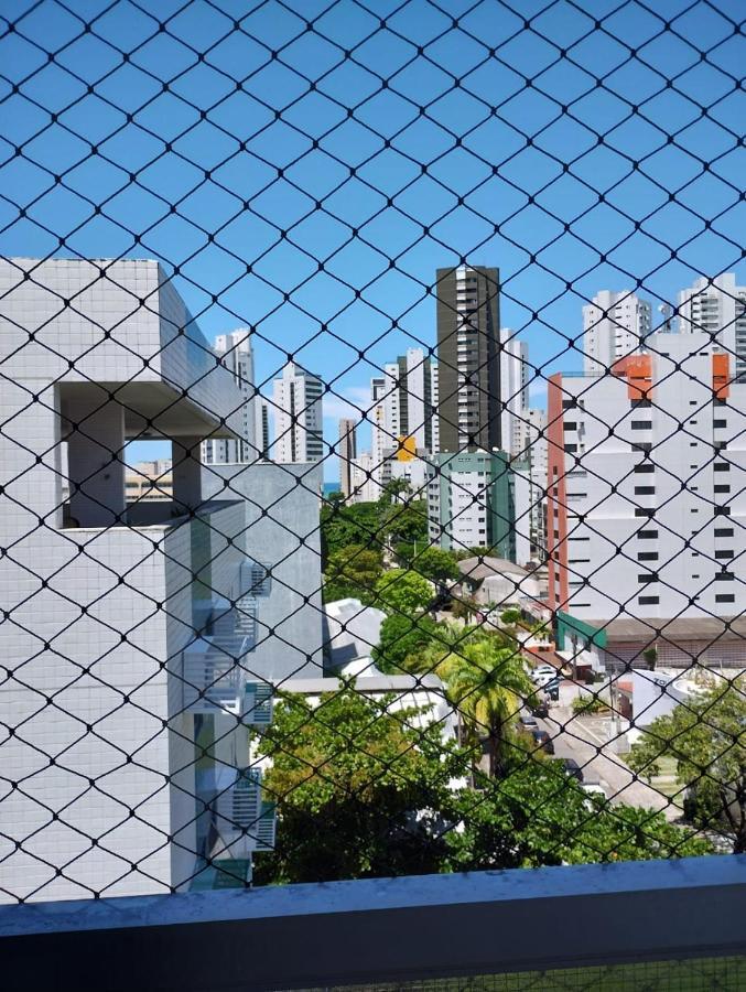 Apartamento Amplo A 700 Metros Da Praia Recife Exterior foto